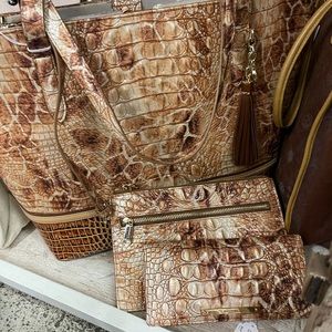 Brahmin Tote with Matching Wallet NWT